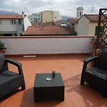 Lupori House * 비아레지오
