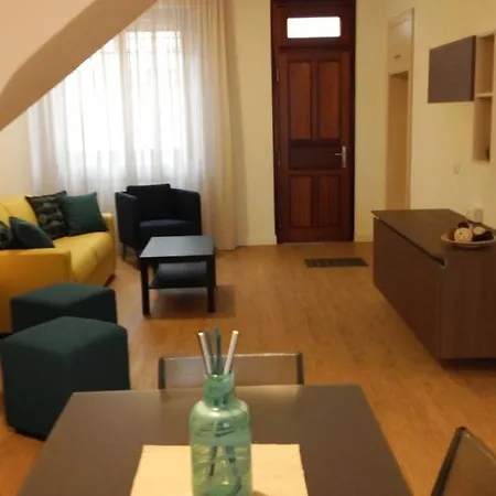 Lupori House *