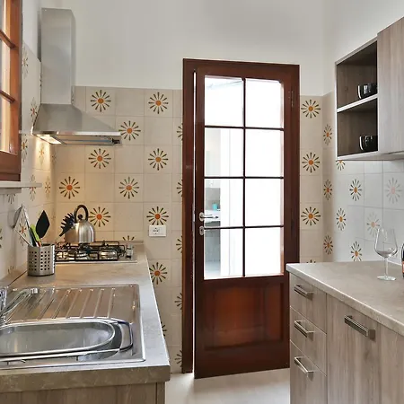 Lupori House Semesterbostad Viareggio