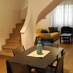 Lupori House Semesterbostad *